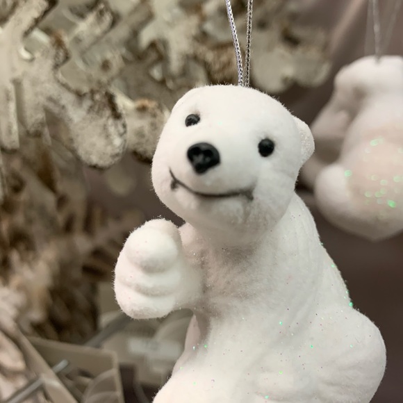 Meet your Posher, Nikki - Picture 1 of 1